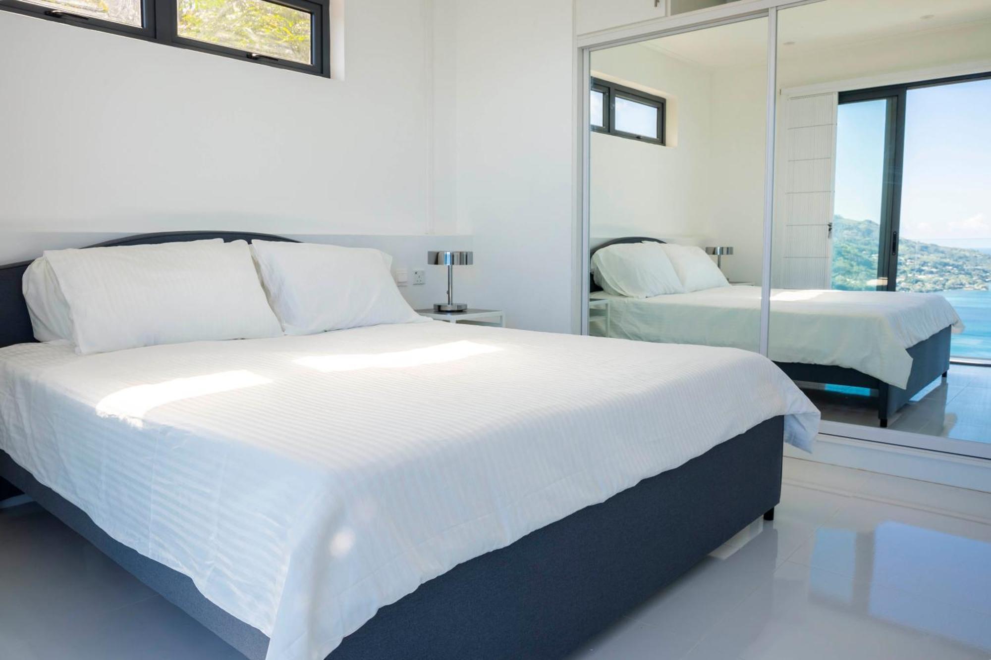 Paradise Heights Luxury Apartments & Villa 보발롱 객실 사진